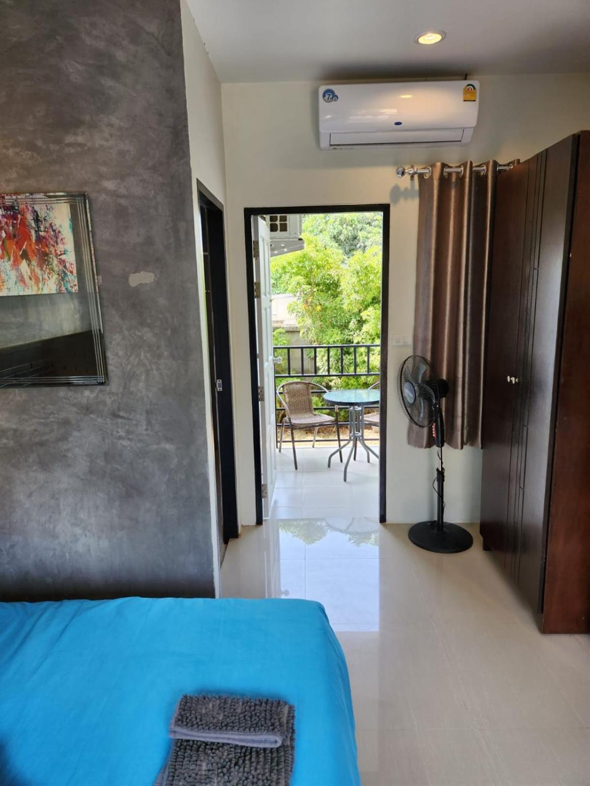 Modern Bangtao Studio Pantai Bang Tao Bagian luar foto