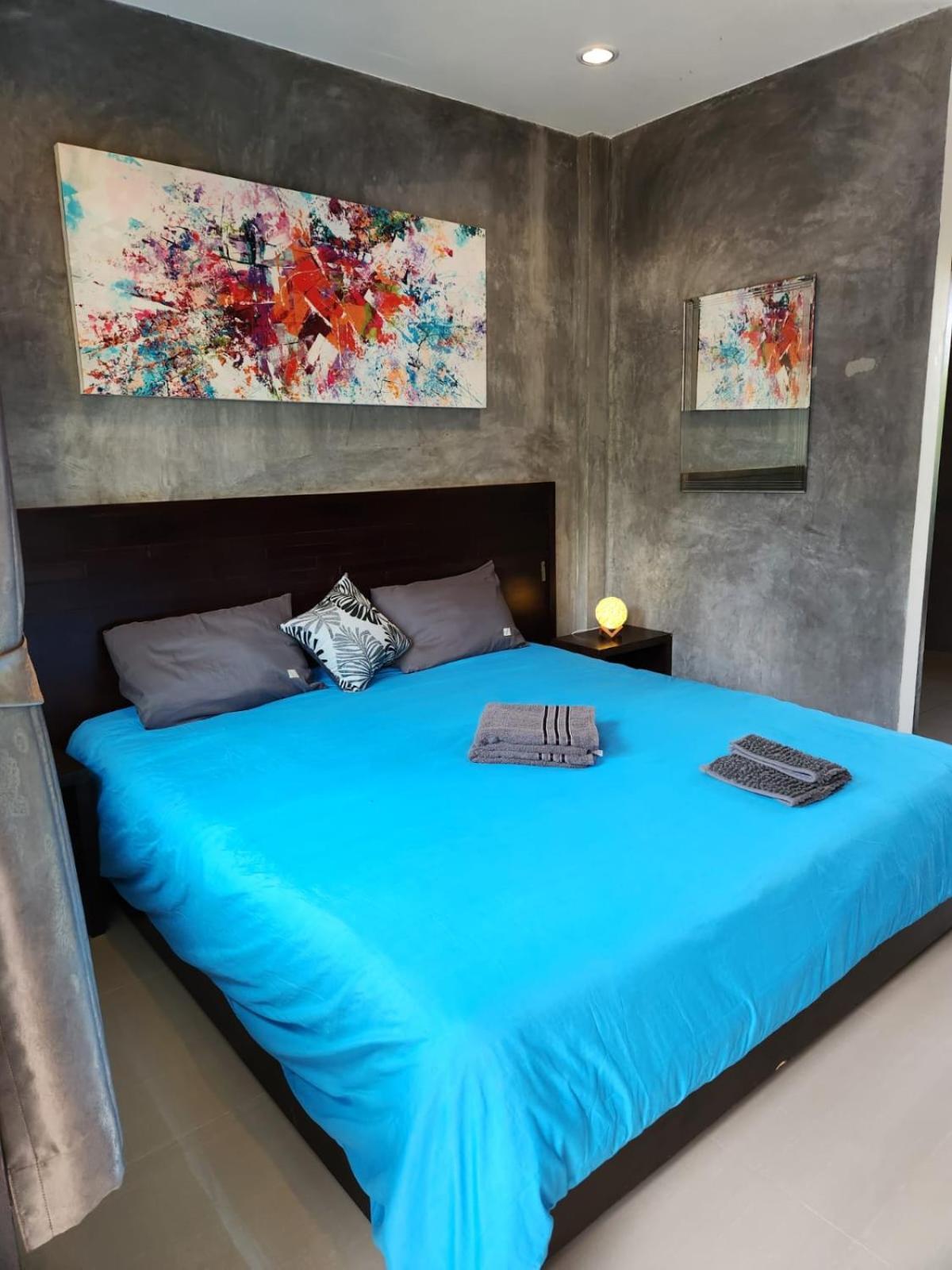 Modern Bangtao Studio Pantai Bang Tao Bagian luar foto