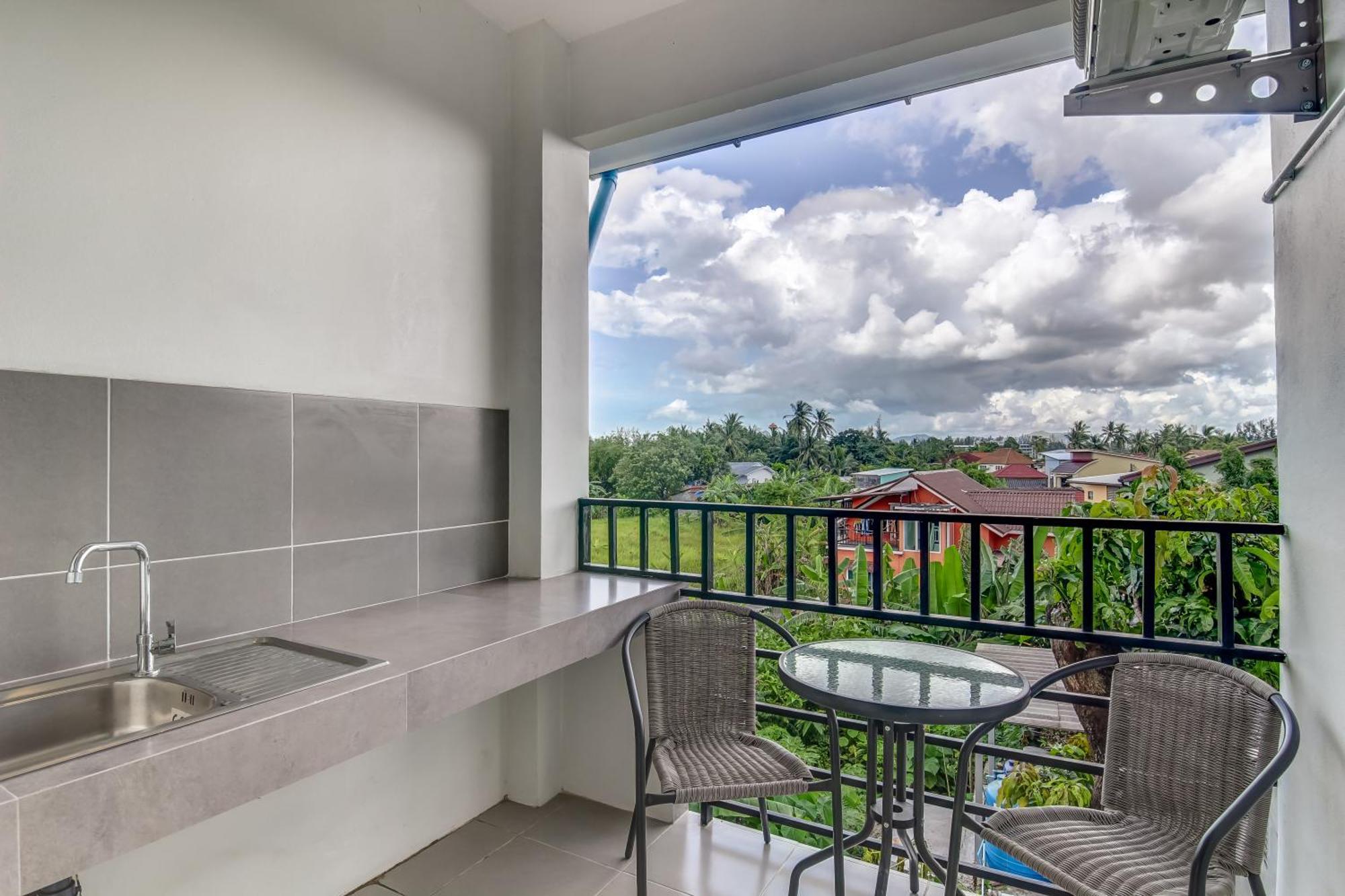 Modern Bangtao Studio Pantai Bang Tao Bagian luar foto